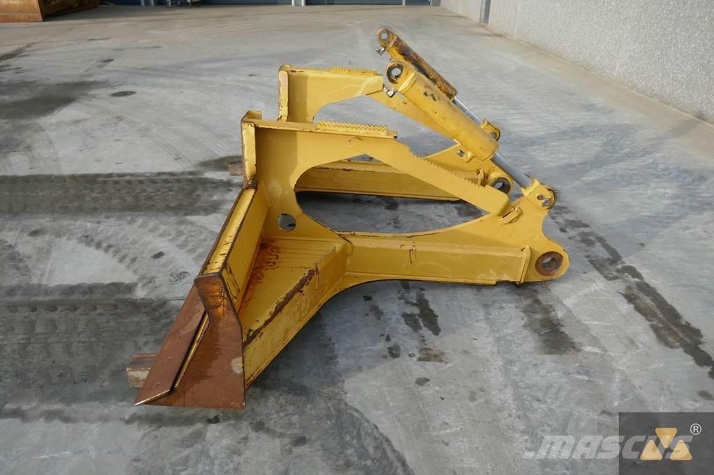 CAT Skidder blade Puskulevyt