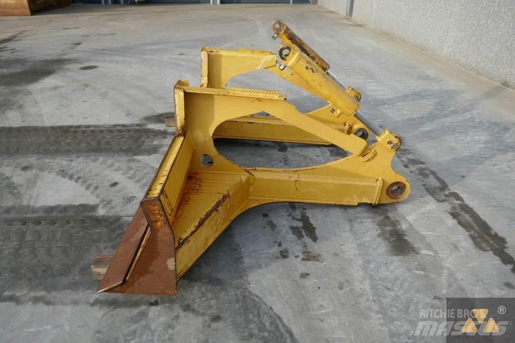 CAT Skidder blade Puskulevyt
