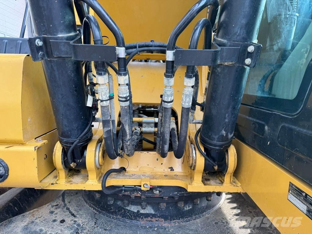 CAT 323 07A Telakaivukoneet
