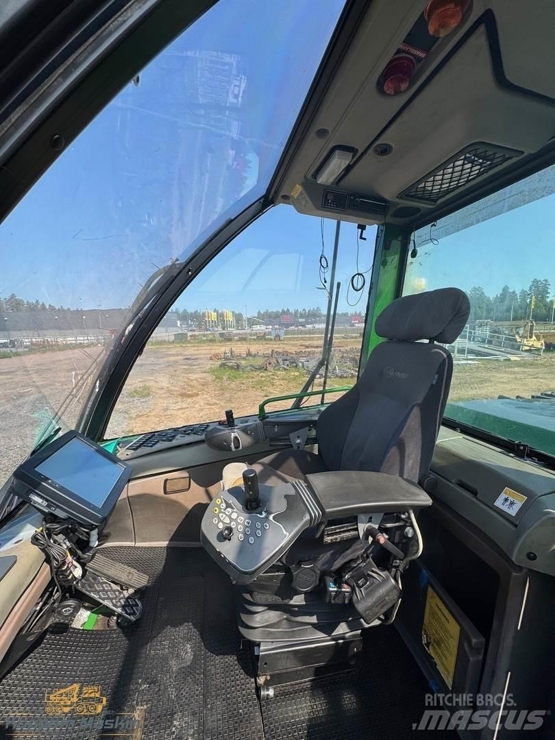 John Deere 1470D Harvesterit