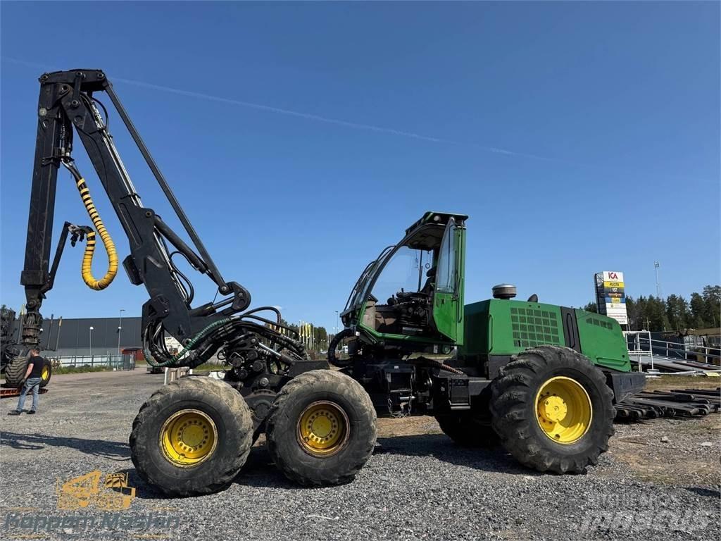 John Deere 1470D Harvesterit