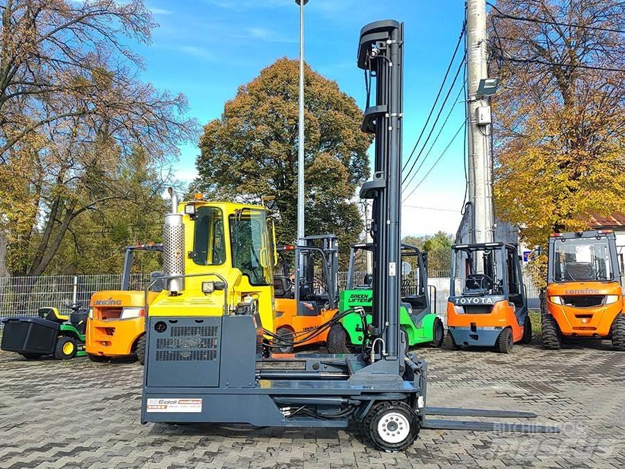 Combilift C4000 Nelitietrukit