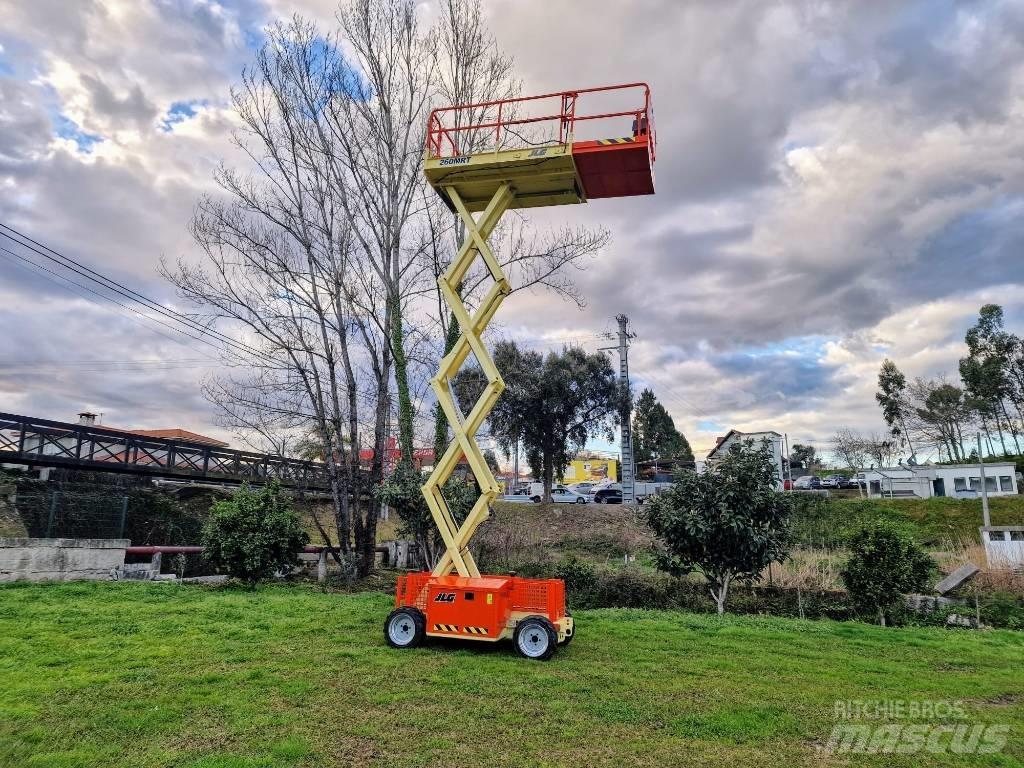 JLG 260 MRT Saksilavat