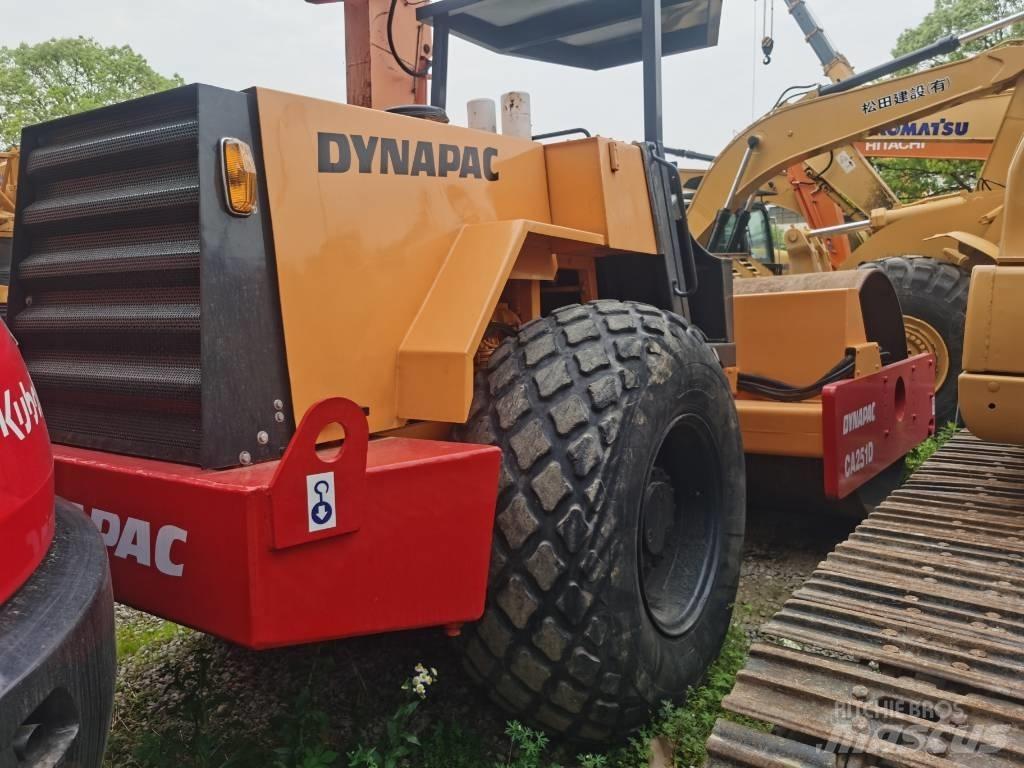 Dynapac CA 251 D Yksivalssijyrät