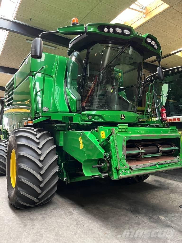 John Deere T670 Leikkuupuimurit