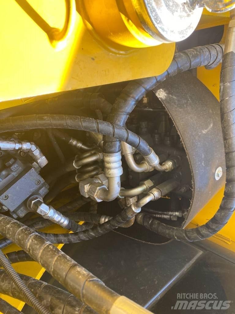 Komatsu 70-8 Telakaivukoneet