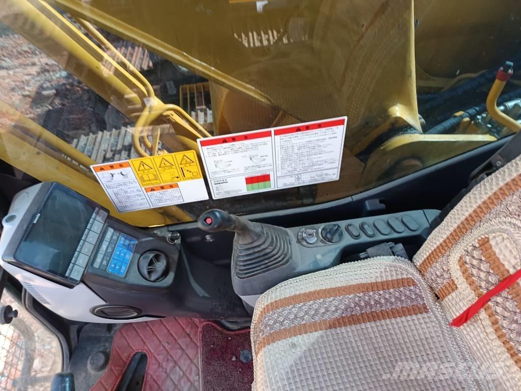 Komatsu PC 200 Telakaivukoneet