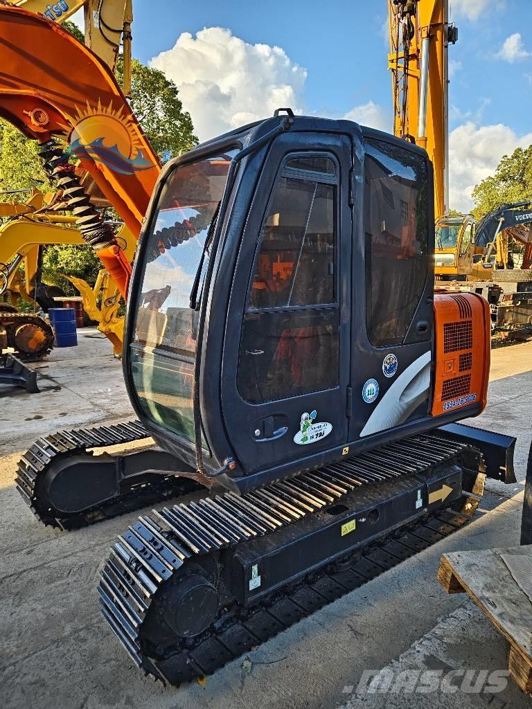 Hitachi ZX 70 Midikaivukoneet 7t - 12t