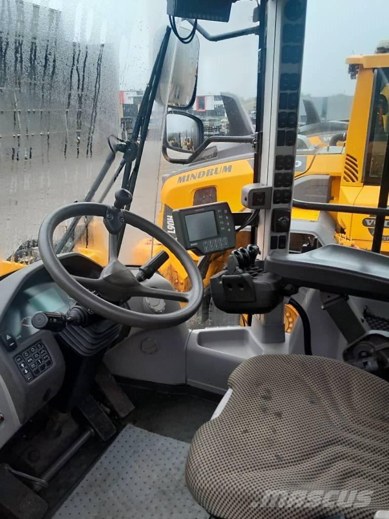 Volvo L120G Pyöräkuormaajat