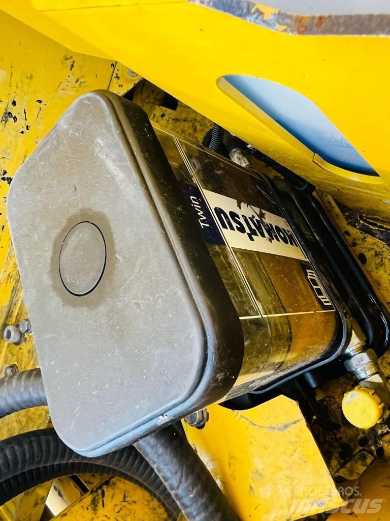 Komatsu PC 210 LC-11 Telakaivukoneet