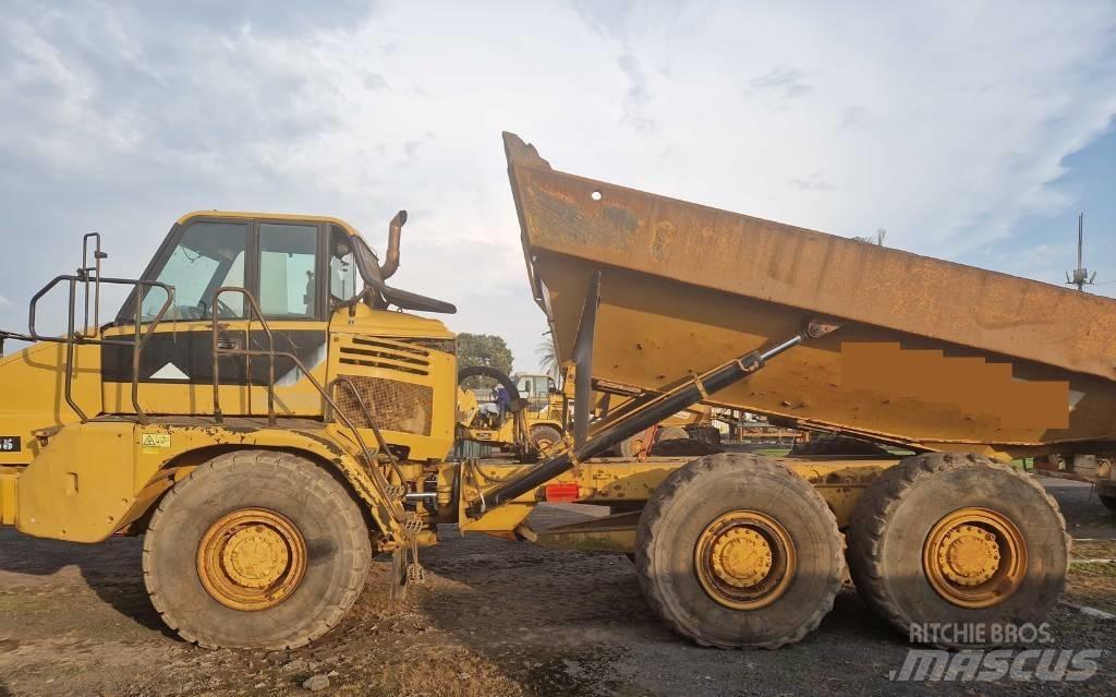 CAT 730 Dumpperit