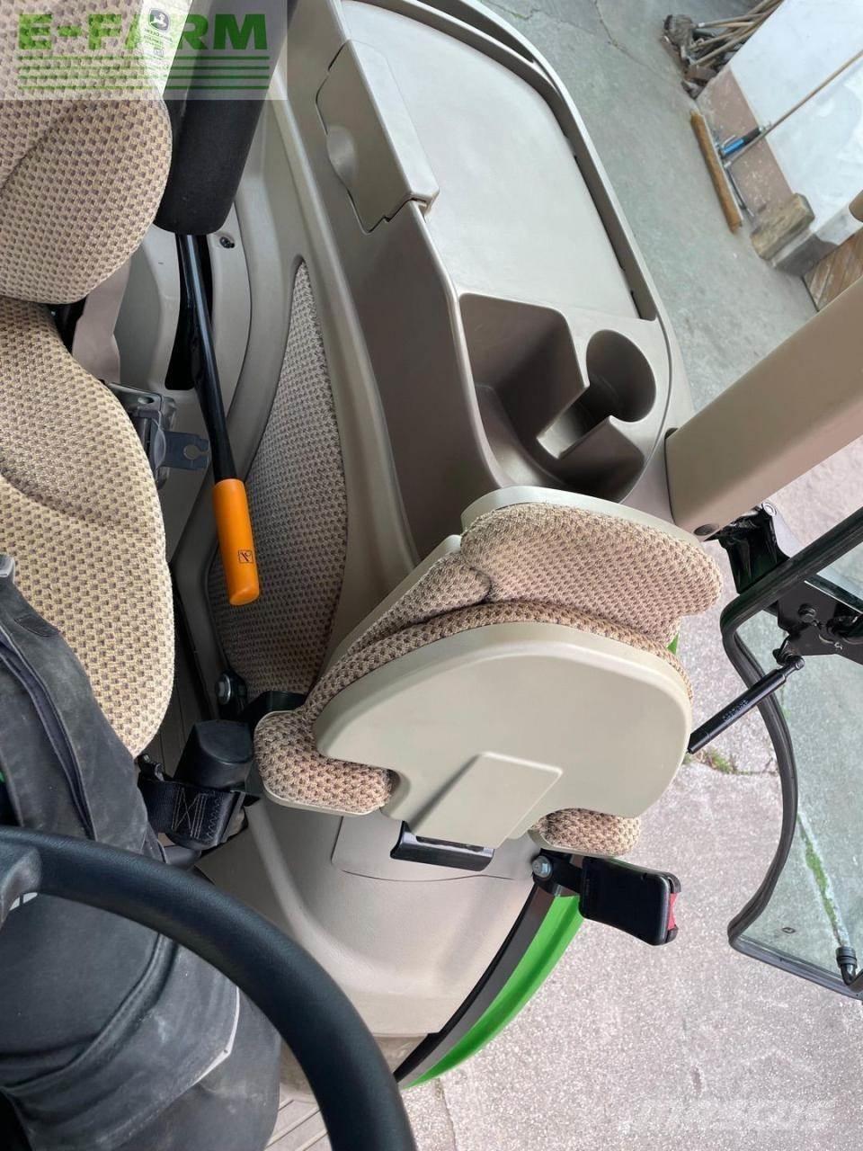 John Deere 5100M Traktorit