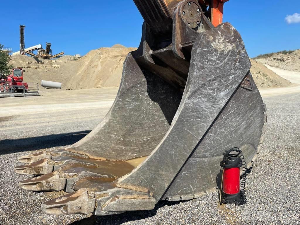 Hitachi EX 1200-6 Telakaivukoneet