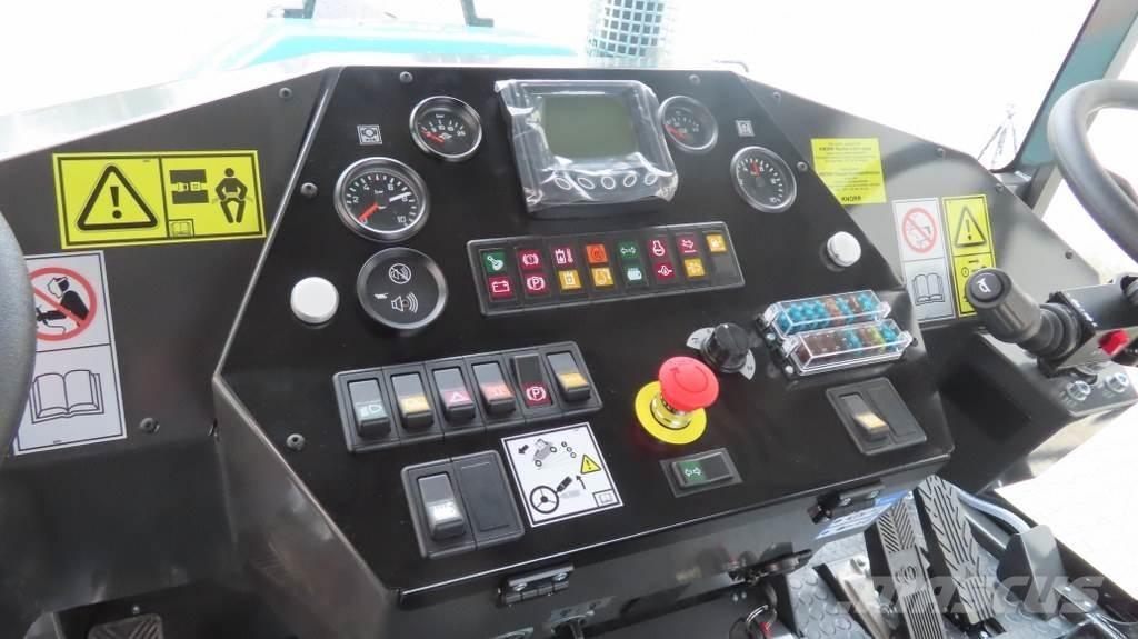 Ammann ART 240 Kumipyöräjyrät