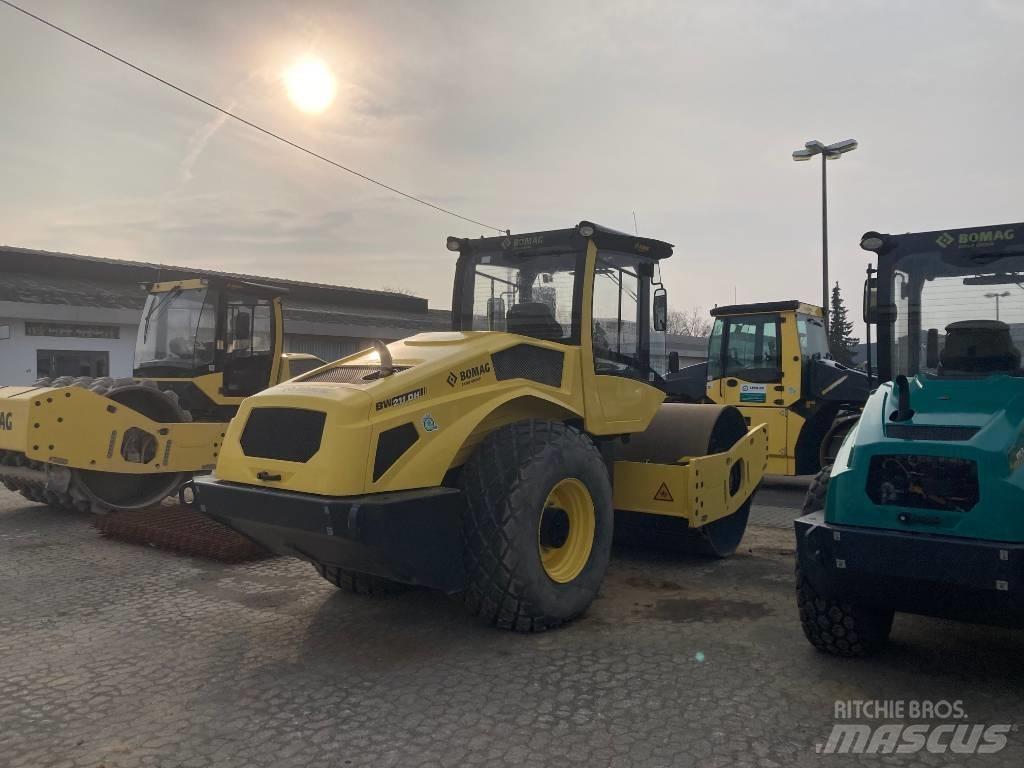 Bomag BW 211 DH-5 Yksivalssijyrät