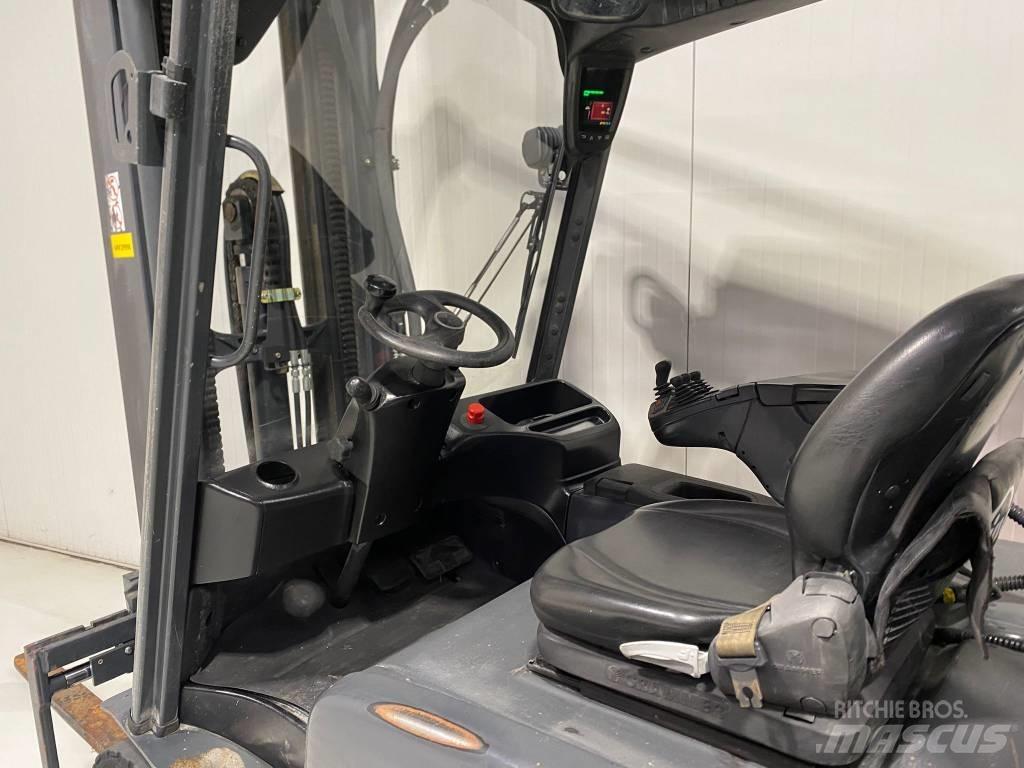 Linde E30L-01 Sähkötrukit