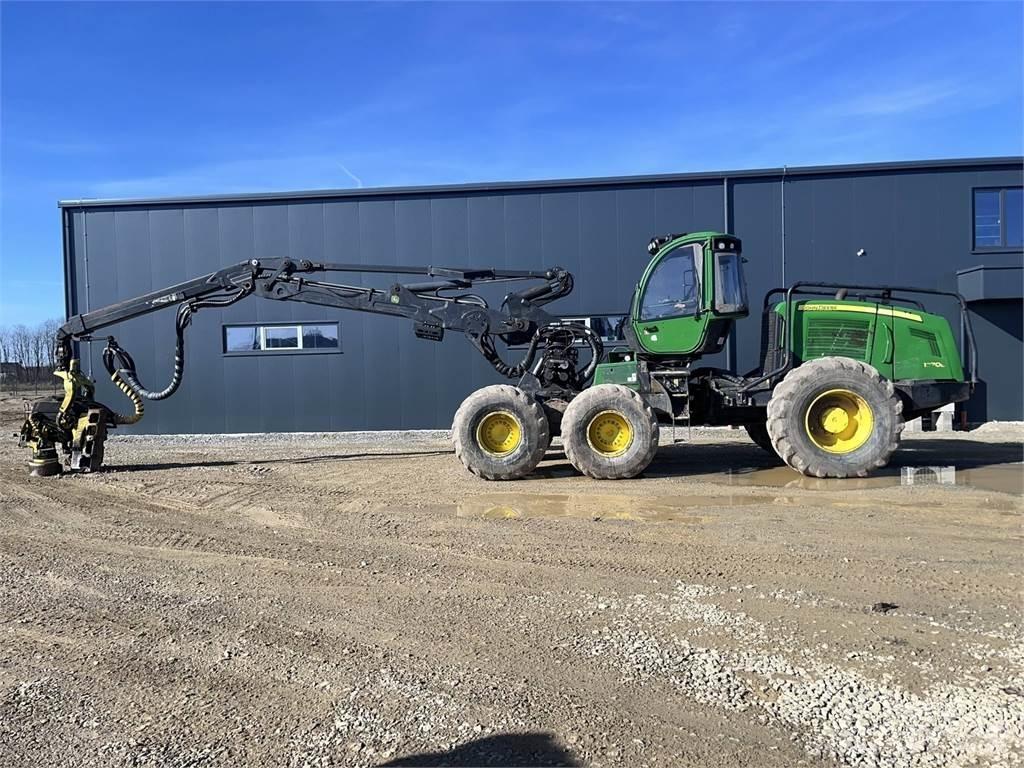 John Deere 1470E Harvesterit