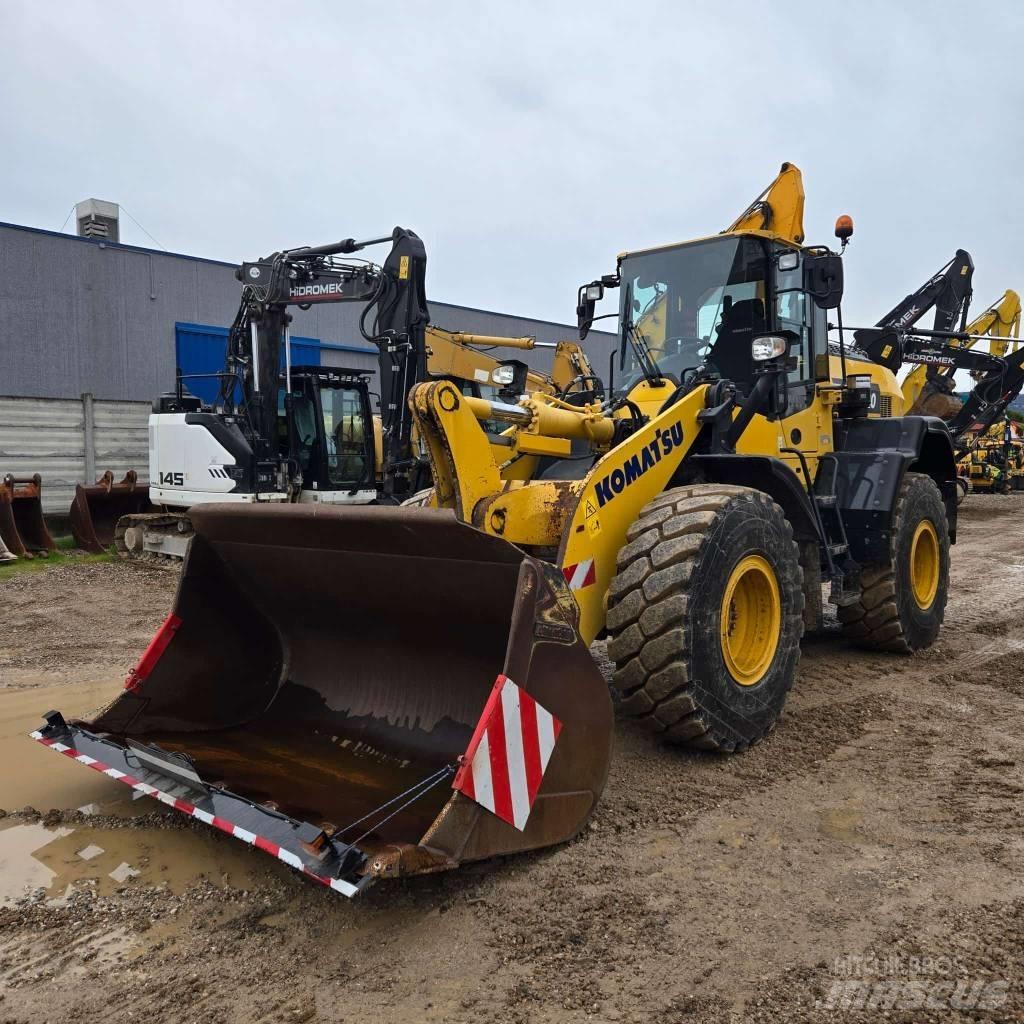 Komatsu WA 320-8 Pyöräkuormaajat