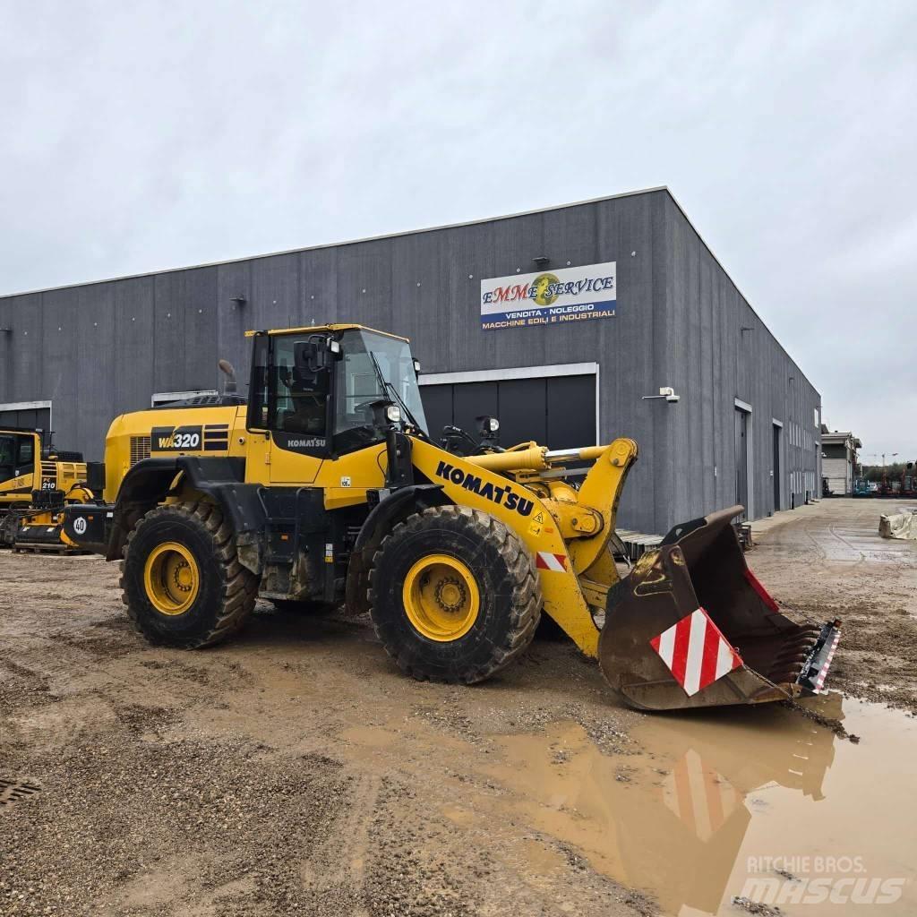 Komatsu WA 320-8 Pyöräkuormaajat
