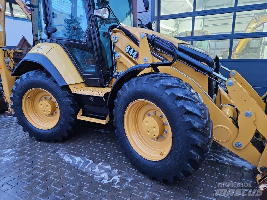 CAT 444 E Kaivurikuormaajat