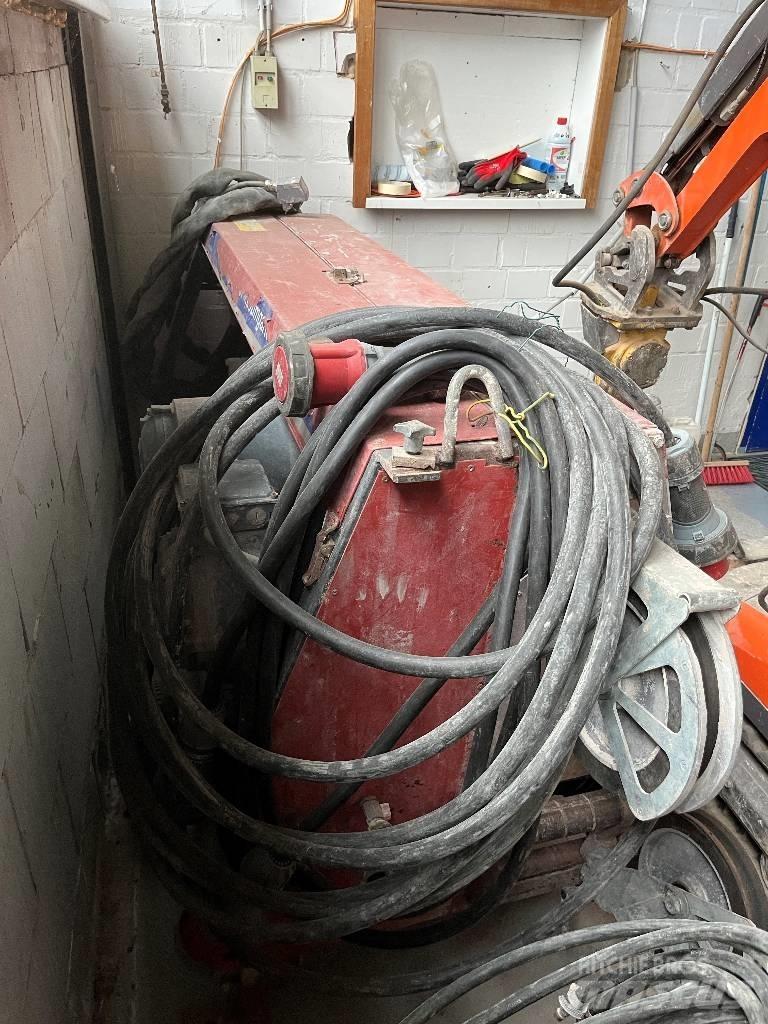 Hilti DSW 3018 E Kivisahat