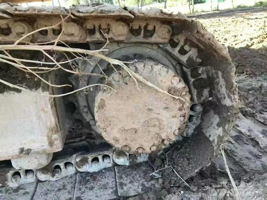 Komatsu PC 210 Telakaivukoneet
