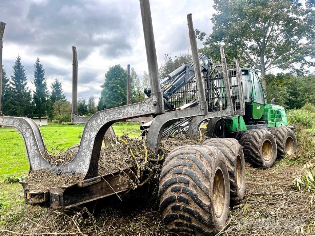 John Deere 1110 E Kuormatraktorit