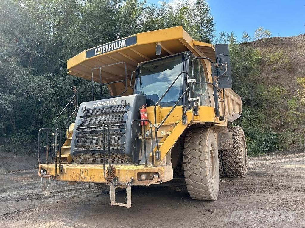 CAT 773F Maansiirtoautot