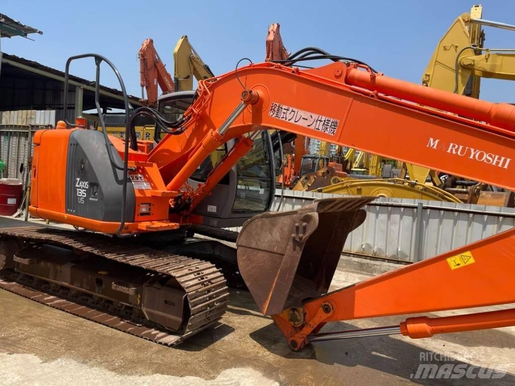 Hitachi ZX 135 Telakaivukoneet
