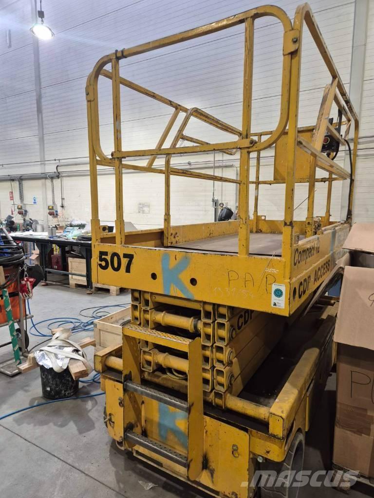 Haulotte Compact 12 Saksilavat