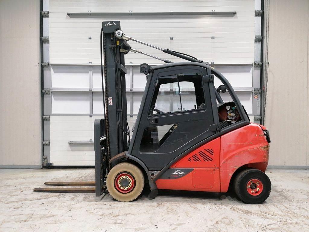 Linde H30TCNG-02 Nestekaasutrukit