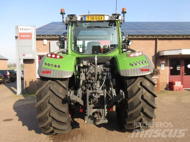 Fendt 718 GEN6 Traktorit