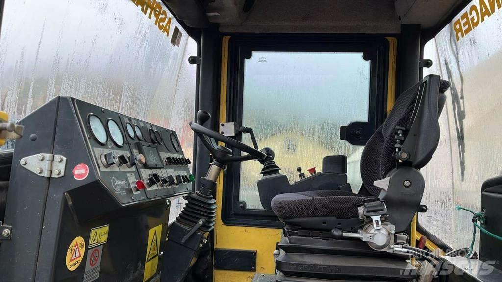 Bomag BW174 AD Tandemjyrät