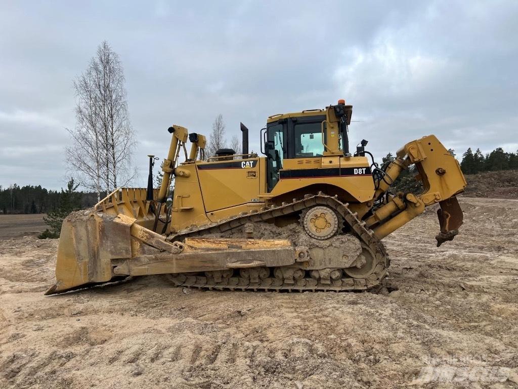 CAT D 8 T Telaketjupuskutraktorit