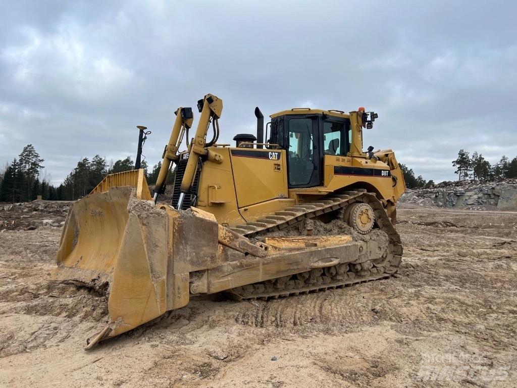 CAT D 8 T Telaketjupuskutraktorit