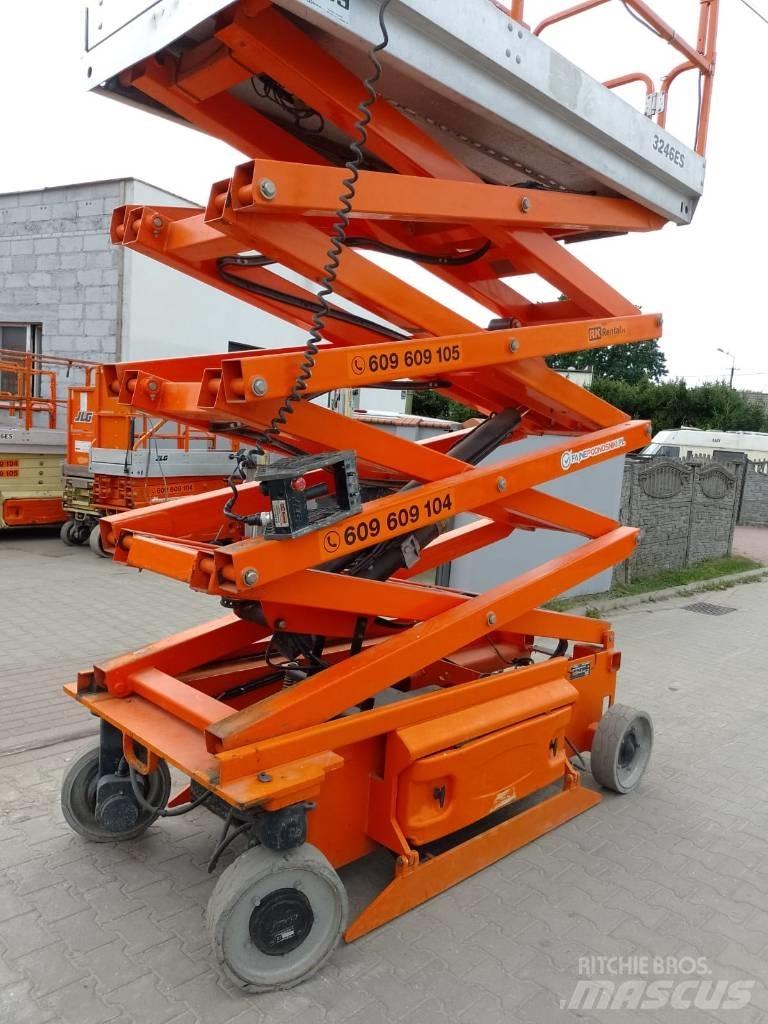JLG 3246 ES Saksilavat