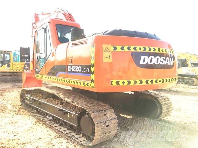 Doosan dh220lc-7 Telakaivukoneet