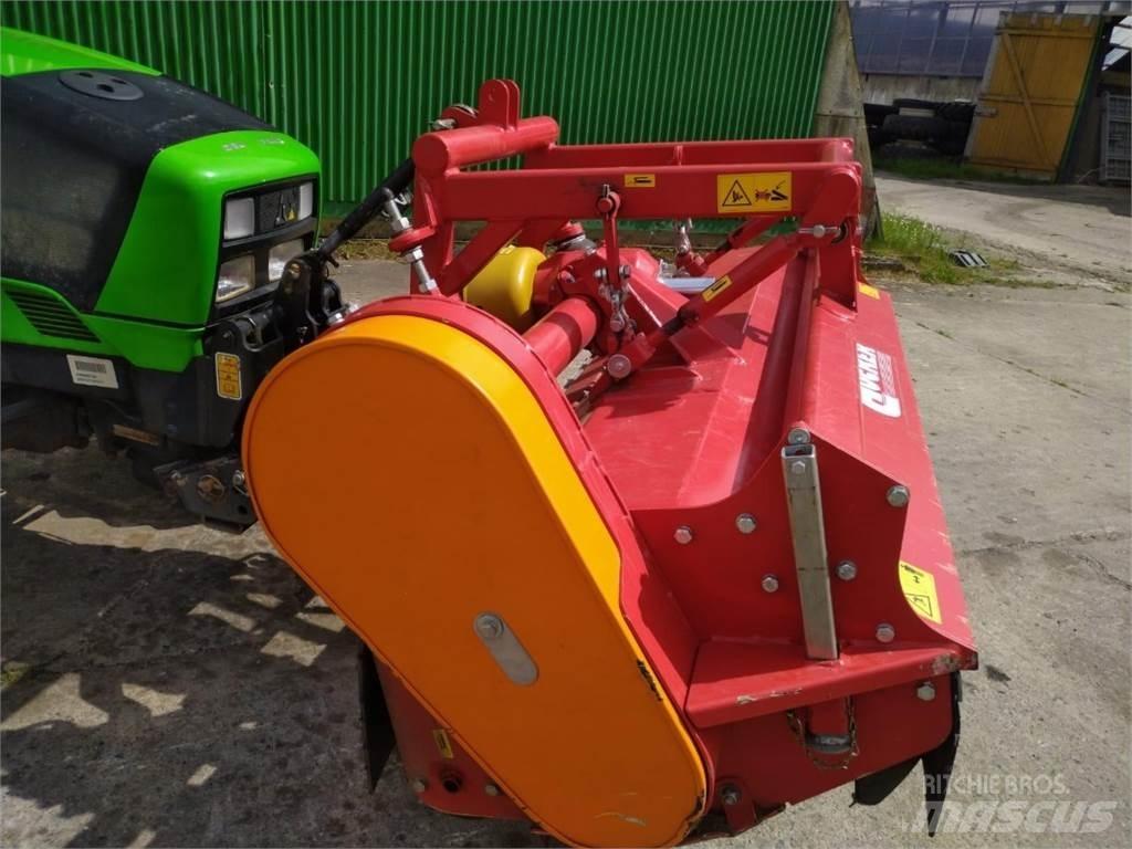 Dücker PMK 18 Muut heinä- ja tuorerehukoneet