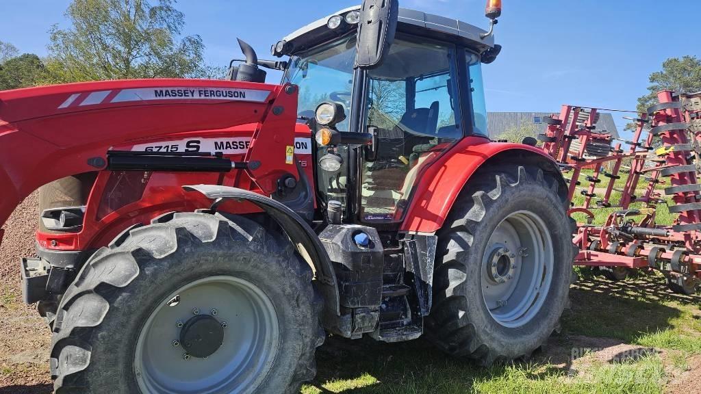Massey Ferguson 6715 Traktorit