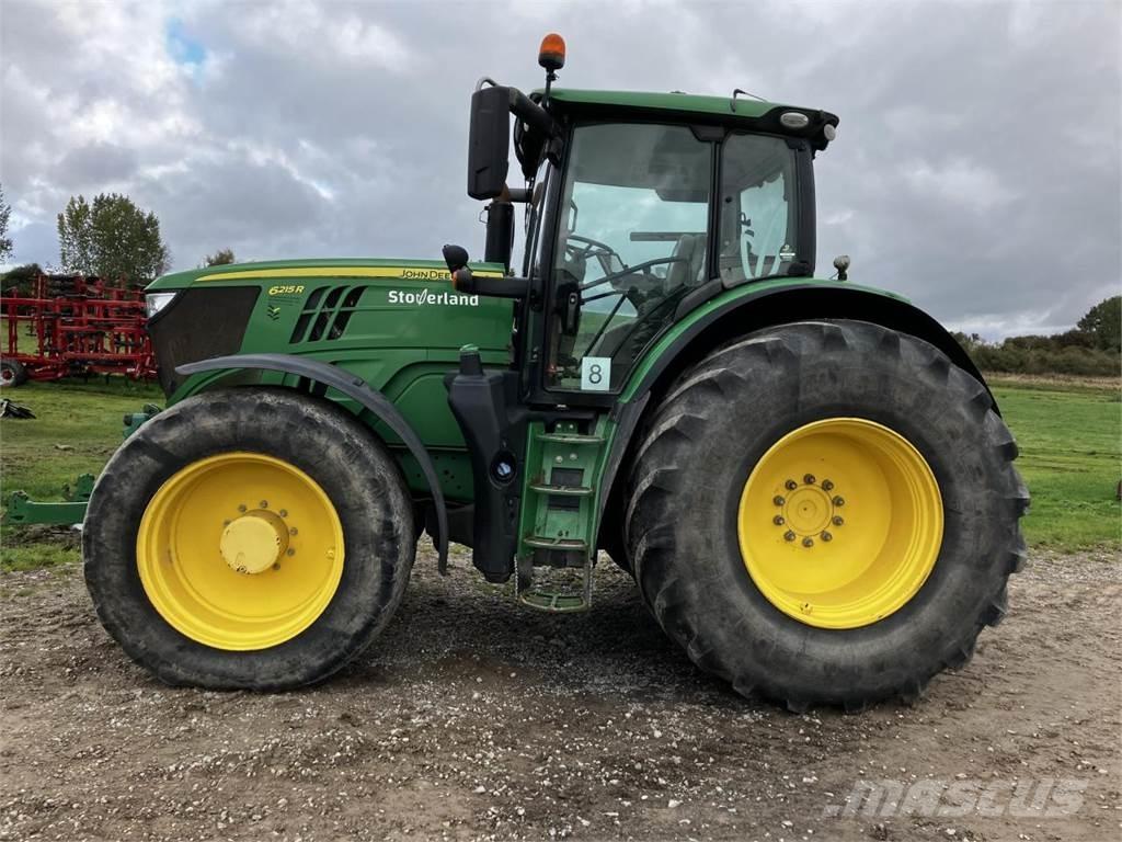 John Deere 6215R Traktorit