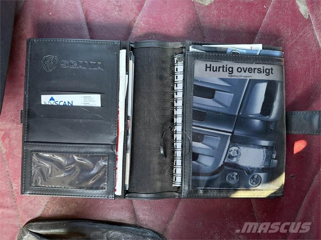 Scania R16 V8 8X4 Koukkulava kuorma-autot