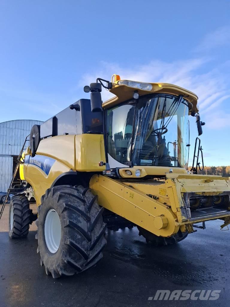New Holland CX 840 Leikkuupuimurit