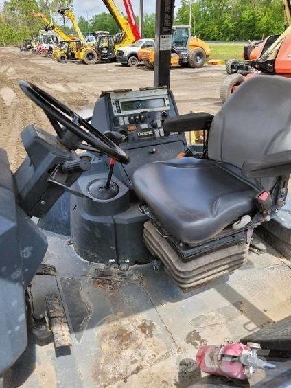 DEERE 310 L Kaivurikuormaajat