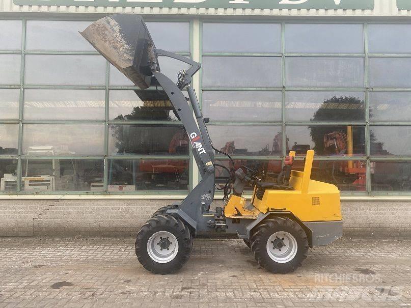 GiANT V 451 T Pienkuormaajat