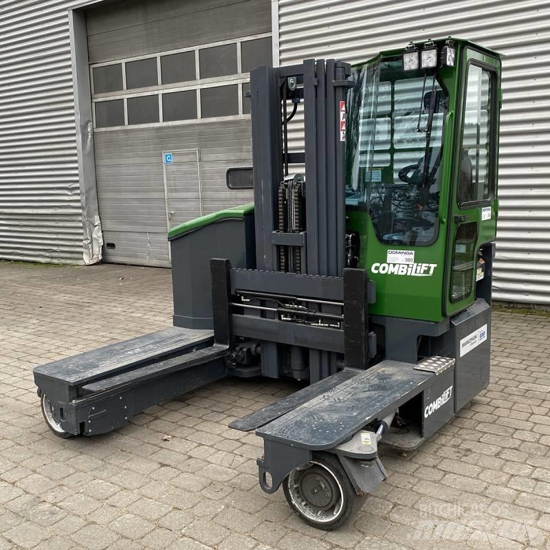 Combilift C 4000 E Nelitietrukit
