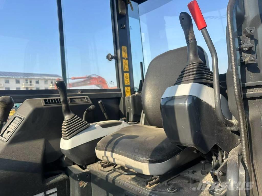 Komatsu PC 40 Minikaivukoneet < 7t