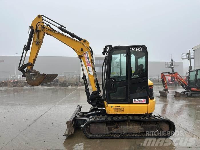 JCB 48Z-1 Erikoiskaivinkoneet