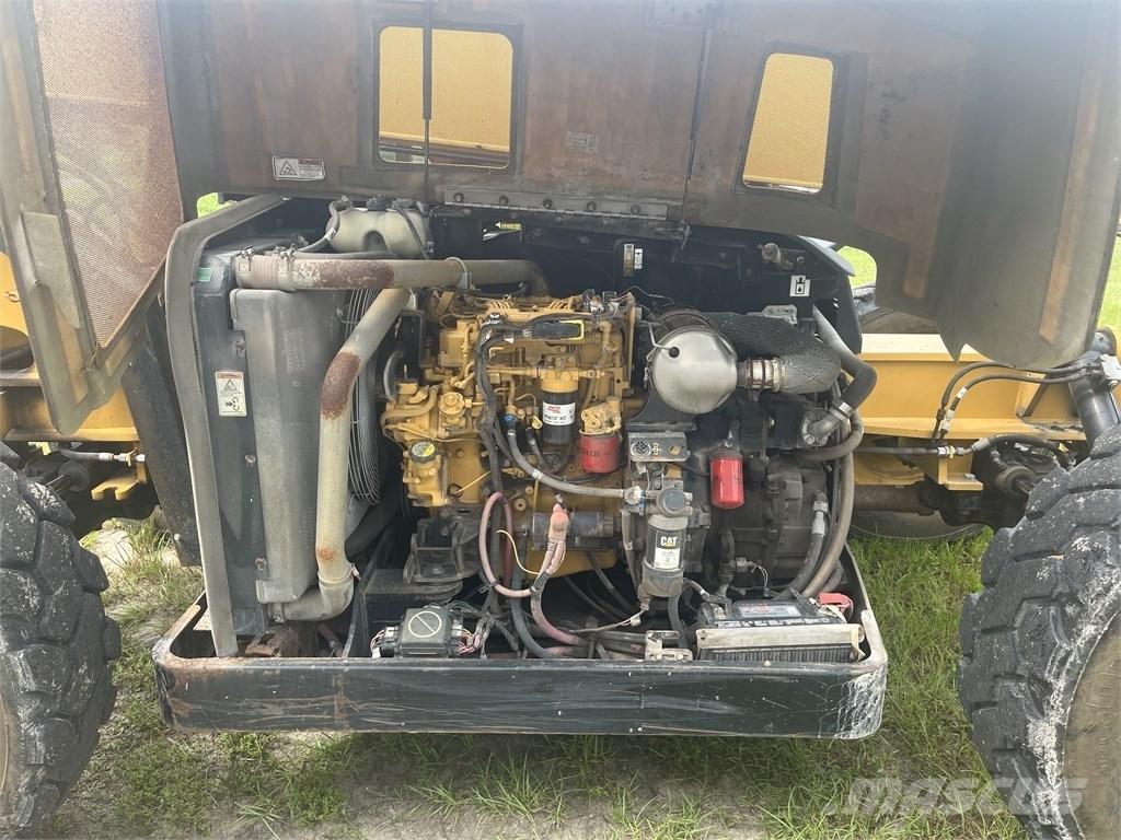 CAT TL 642 C Kurottajat