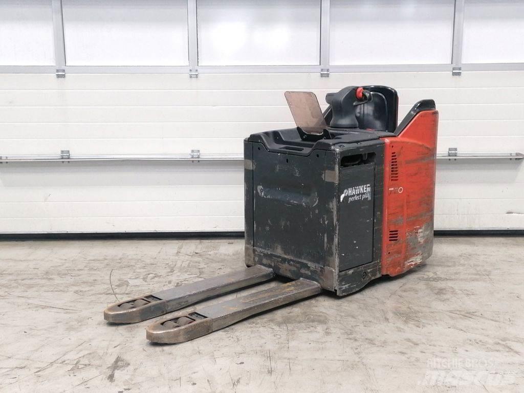 Linde T20SP Lavansiirtotrukit
