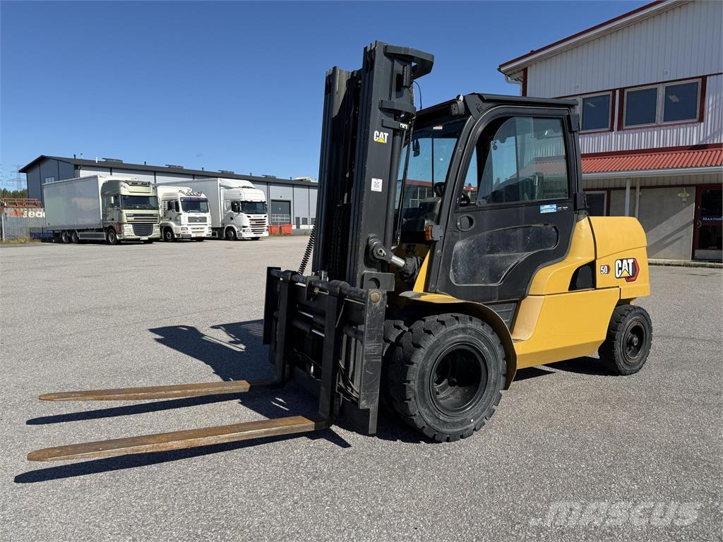 CAT DP50NT Dieseltrukit